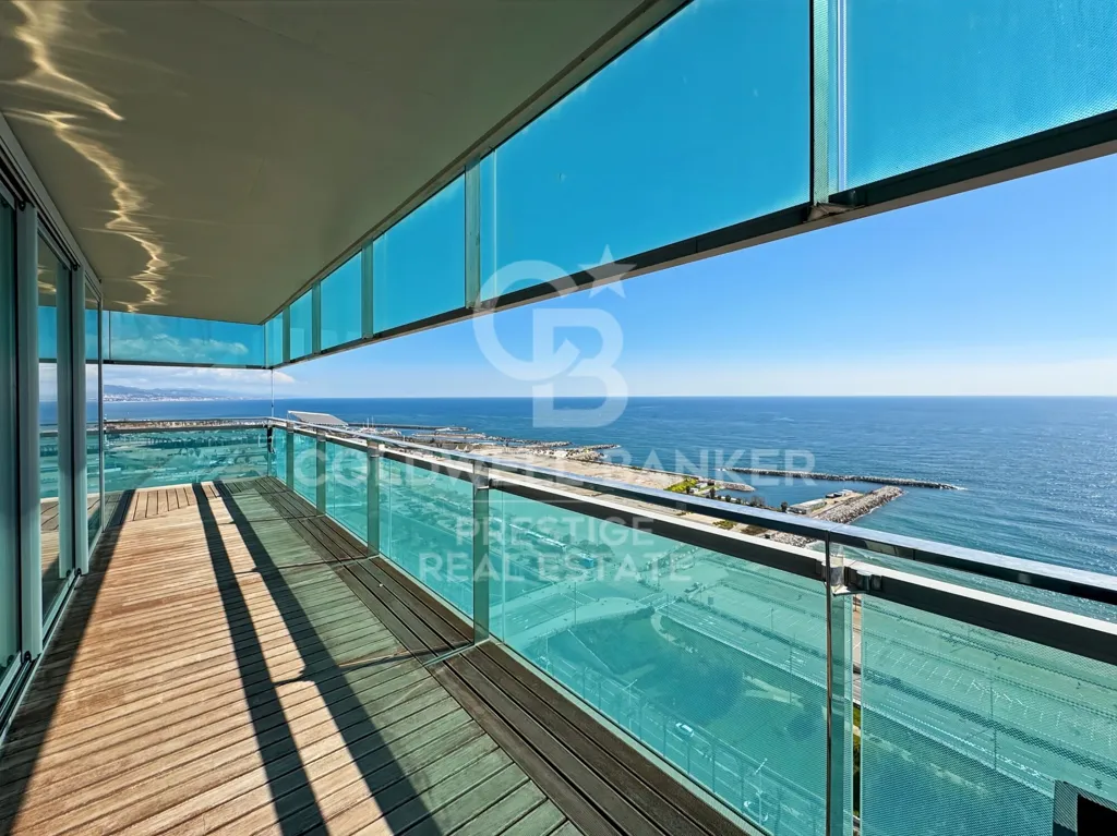 Balcon - Beachfront Apartment with Pool in Barcelona