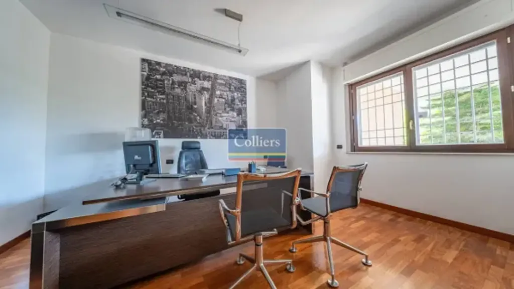 Triplex with Garden in Torrino, Rome
