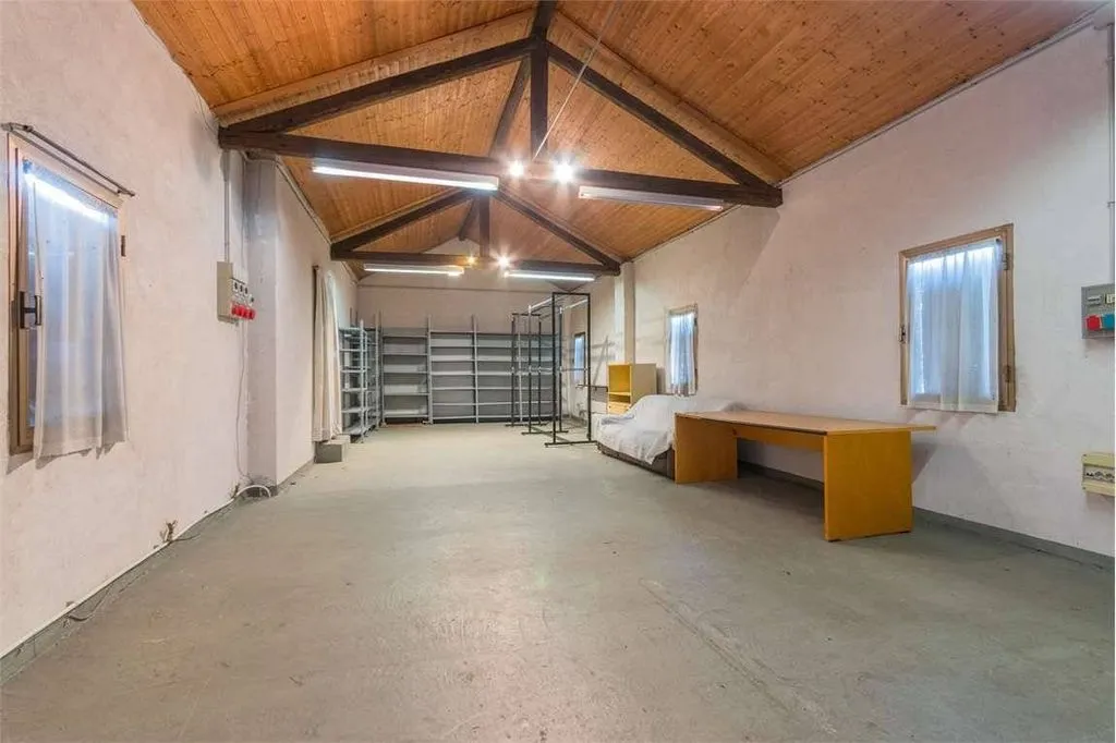 Luxury Villa with Workshop in Vazzola