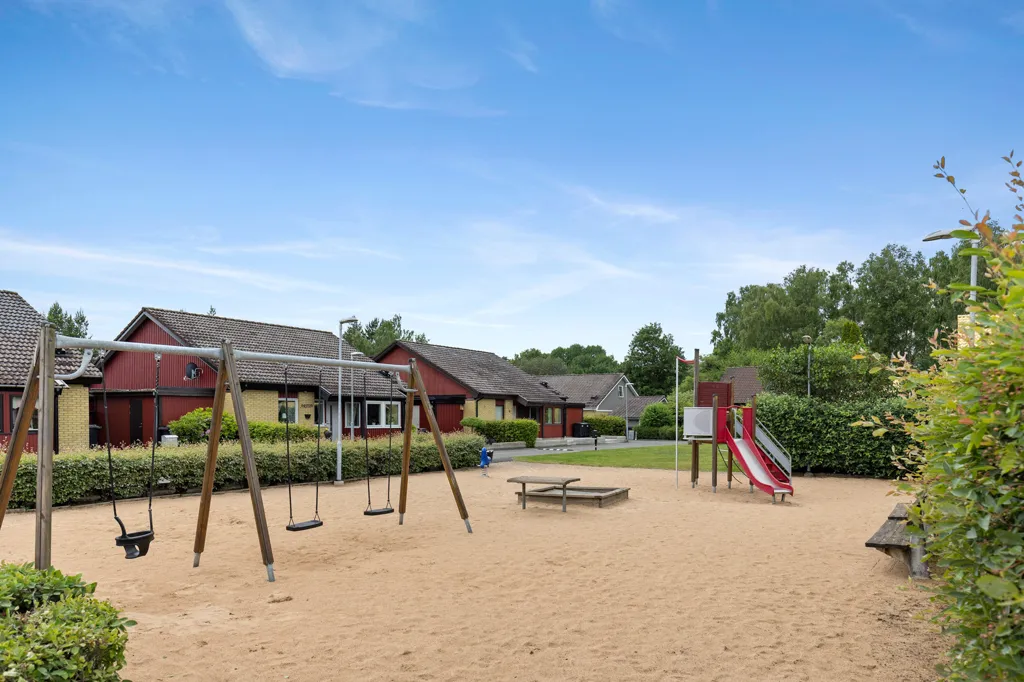 Aed - Villa with Garage for EV in Hässleholm