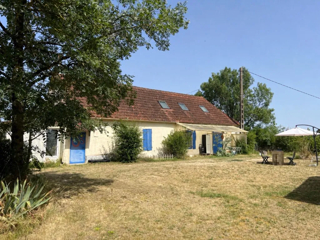 Esterno - Charming House with Orchard in Beaumont-Du-Perigord