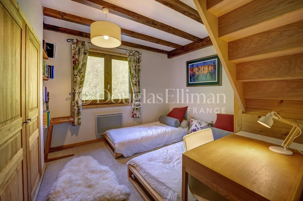 Chambres - Chalet Rénové avec Vue Montagne à Morzine
