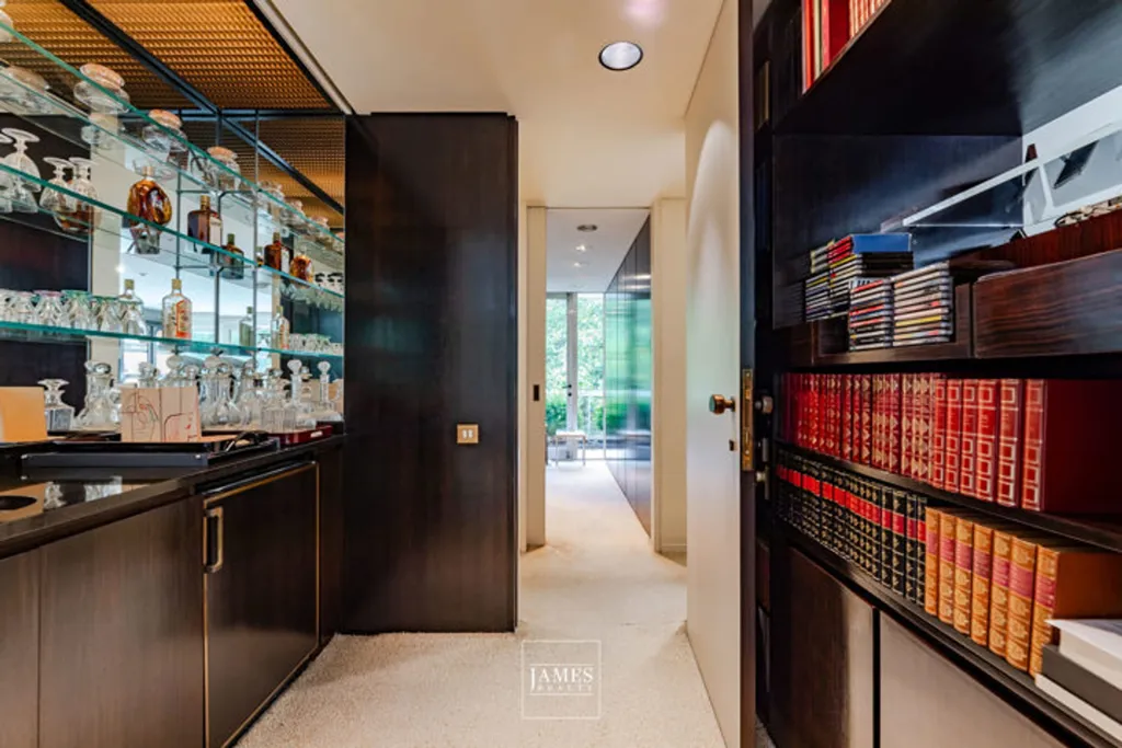 Kabinet - Design Apartment with Terraces on Avenue de Messidor