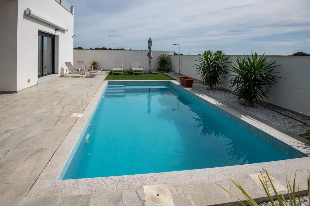 Piscine - New Villa with Pool in Pilar de la Horadada