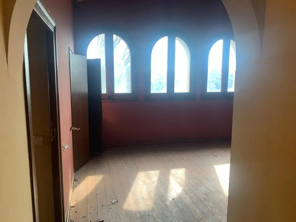 Stanze - Rustic Finca with Extensive Garden in Cardedeu