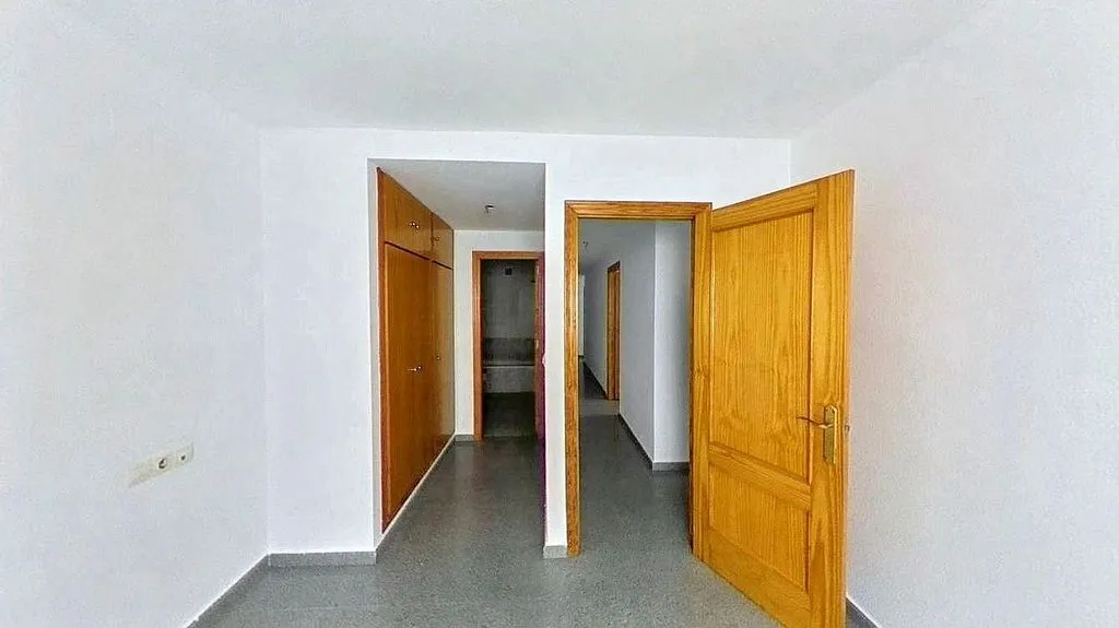 hallway_entrance