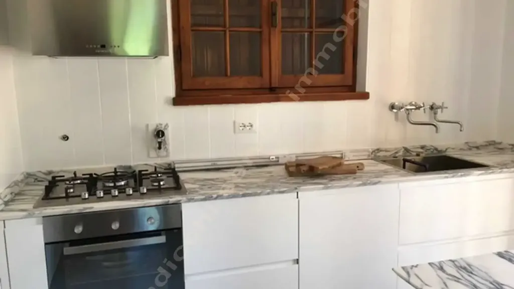 Cuisine - Villa with Private Garden in Forte Dei Marmi