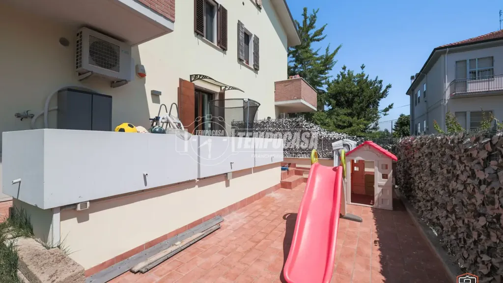 Aed - Ground Floor Apartment with Private Garden in Forlì