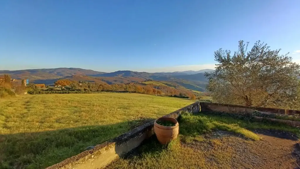 Terrasse - Bifurcated Villa with Panoramic View in Casole d'Elsa