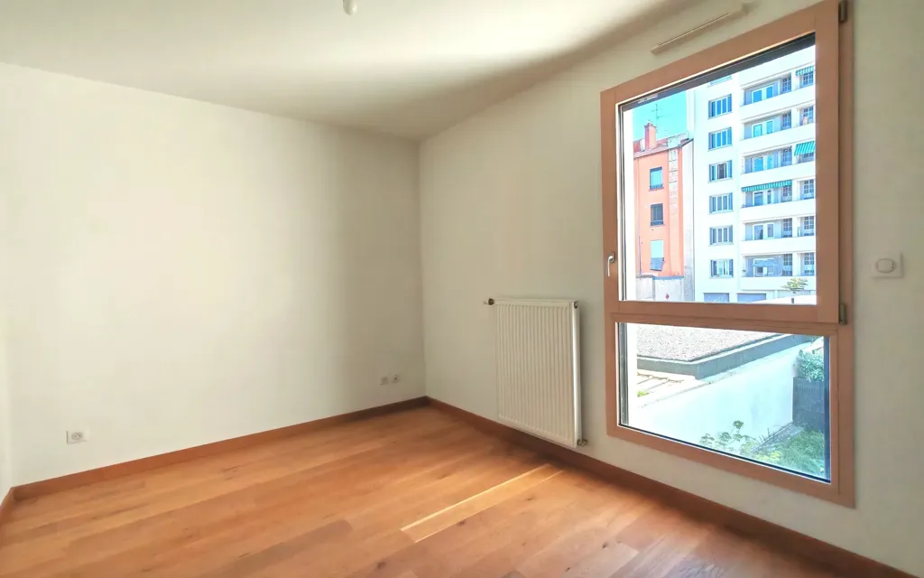 Pièces - Appartement T3 au Calme avec Balcon à Lyon