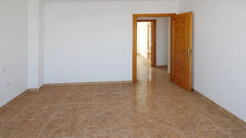 Pièces - Office in Prime Location on Avenida Prado, Vícar