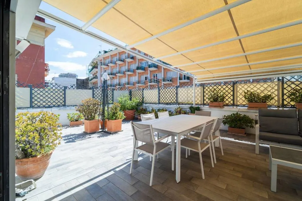 Terrass - Luxury Flat with Terrazzo in Vomero, Naples