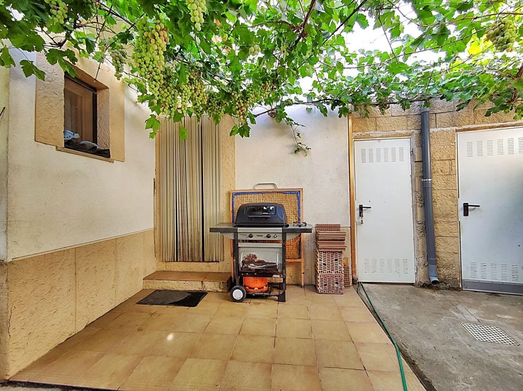 Aed - Detached Villa with Pool in Caspe