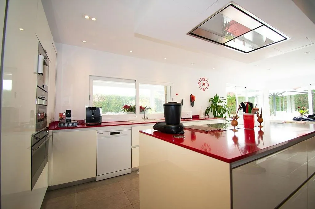 Kitchen - Luxury Villa with Pool in El Toro