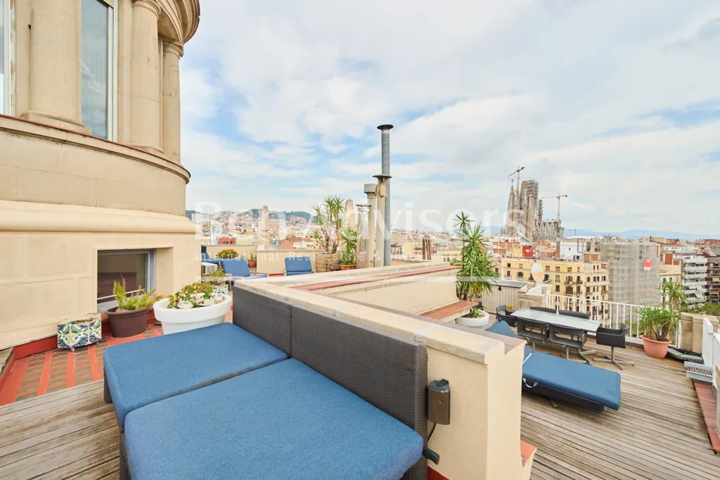 Terrass - Penthouse with Rooftop Pool in Dreta de l'Eixample, Barcelona