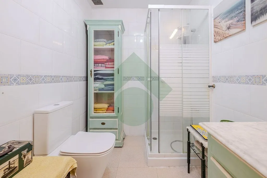 Salles de bain - Pared Chalet with Terrace in Serranillos del Valle
