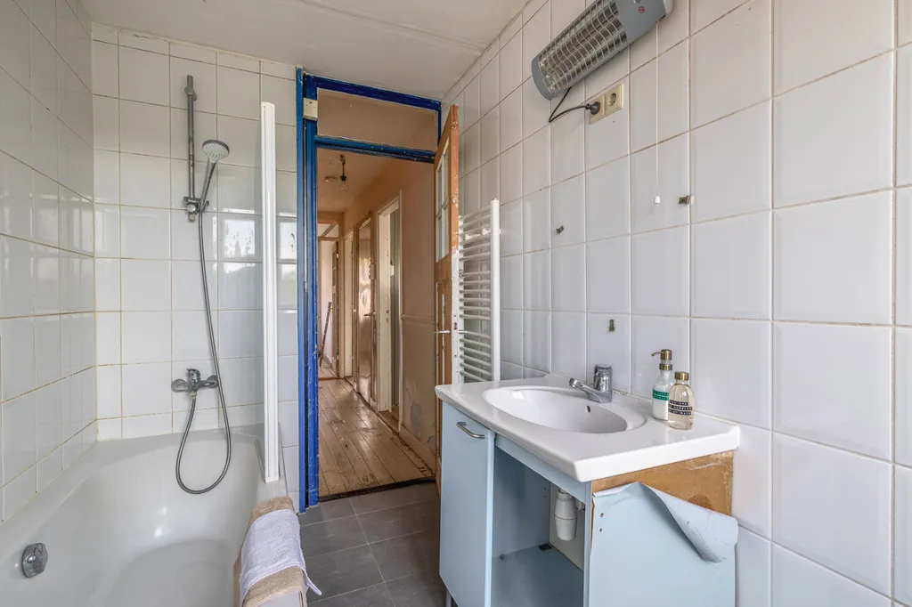 Salles de bain - Maisonnette with Balconies in Schiedam