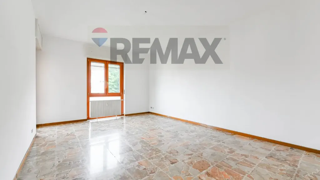 Toad - Bright Three-Bedroom with Park Views in Vedano al Lambro