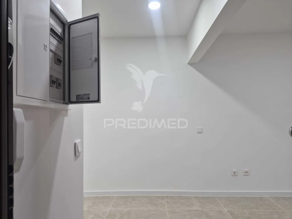 Entrée - Remodelled T2 with Suite in Cova da Piedade