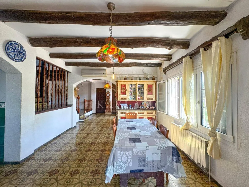 Söögituba - Luxury Villa with Pool in Lloret de Mar