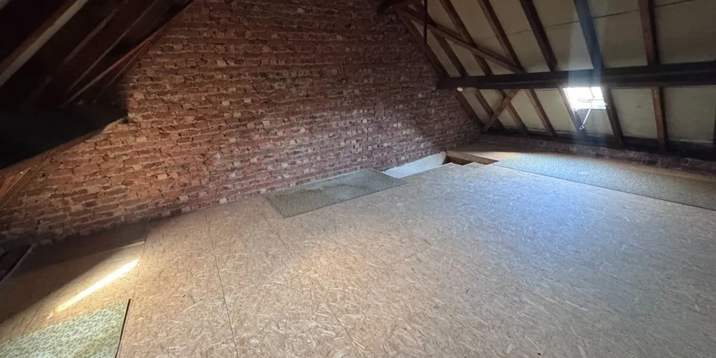 Pièces - Appartement avec Terrasse et Jardin à Wervik