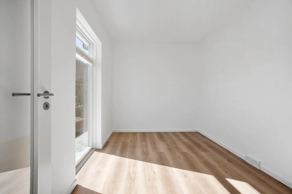 Stanze - Contemporary Villa with Private Beach Access in Kokkedal