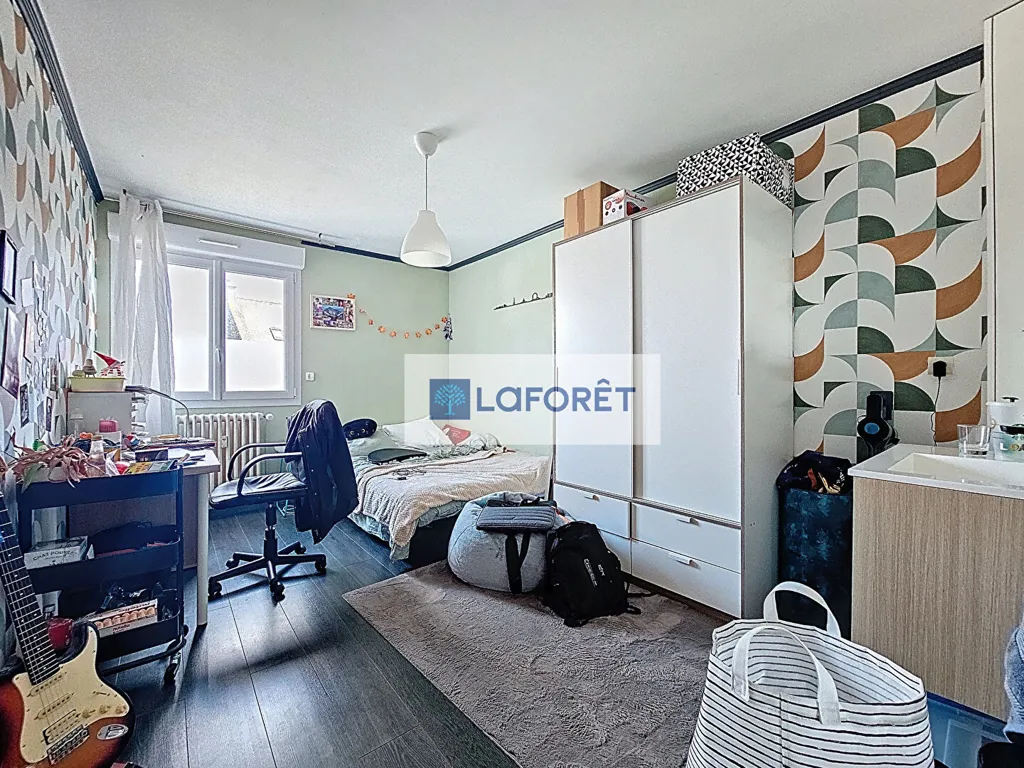 Magamistoad - Bright T5 Apartment with Private Parking in Brest
