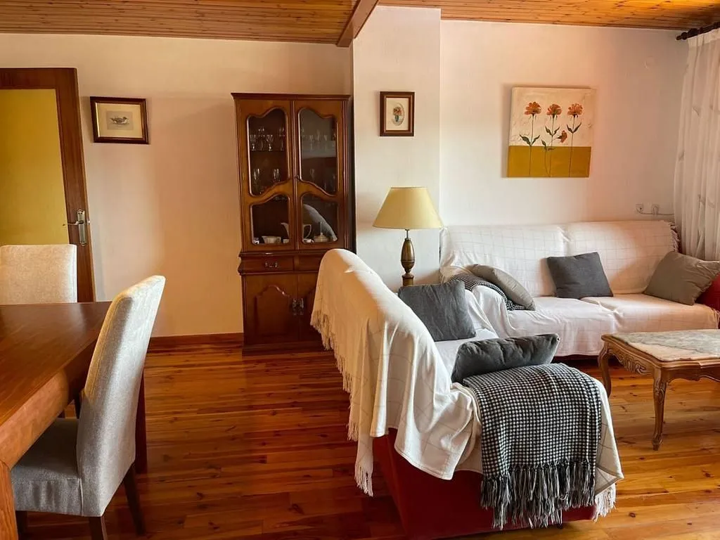 Elutuba - Apartment with Pool and Terrace on Calle Segre