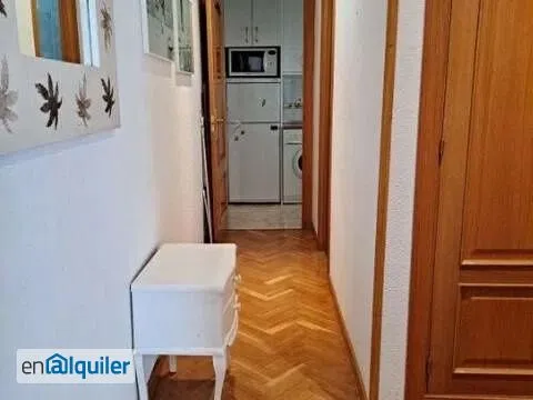Entrée - Bright Studio in Huertas-Cortes, Madrid