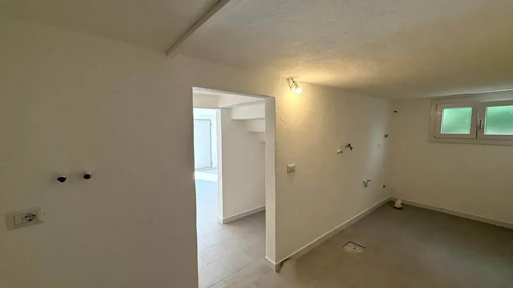 Toad - Rustic Apartment with Balcony in Cecina