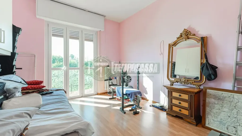Magamistoad - Spacious Apartment with Balcony in Carnate