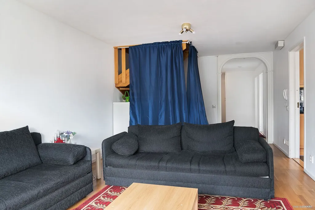 Séjour - Penthouse with Balcony in Stenhagen