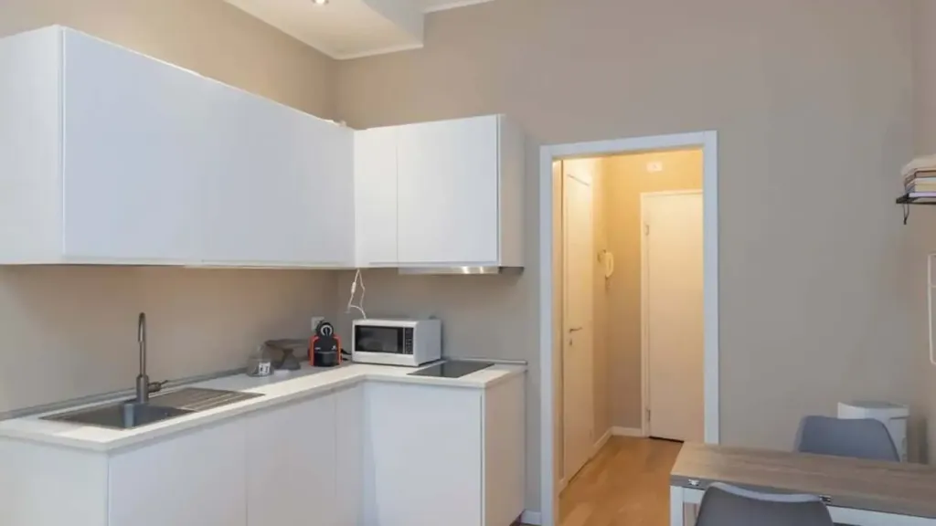 Cucina - Charming Room in Milan's Heart