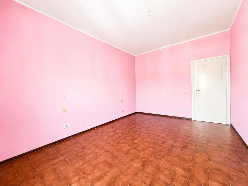 Pièces - Spacious Apartment with Open View in Rome