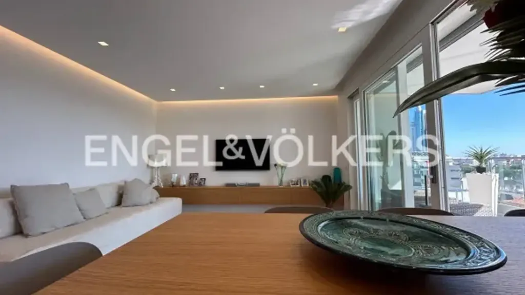 Elutuba - 3-Bed Apartment with Sea View in Jesolo