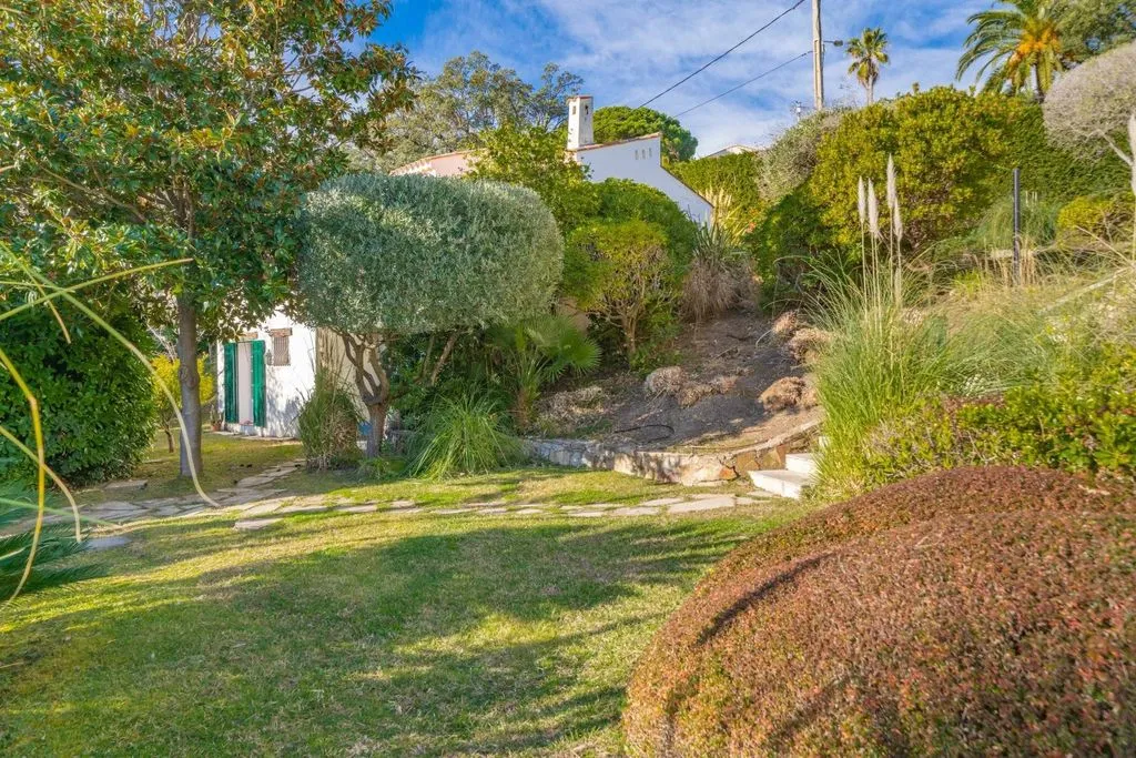 Jardin - Villa avec Vue Panoramique sur la Mer à Super Cannes