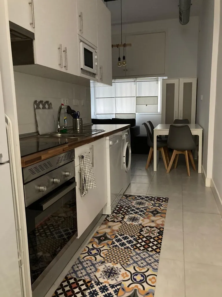 Cuisine - Refurbished Flat with Lift in Vallehermoso, Madrid