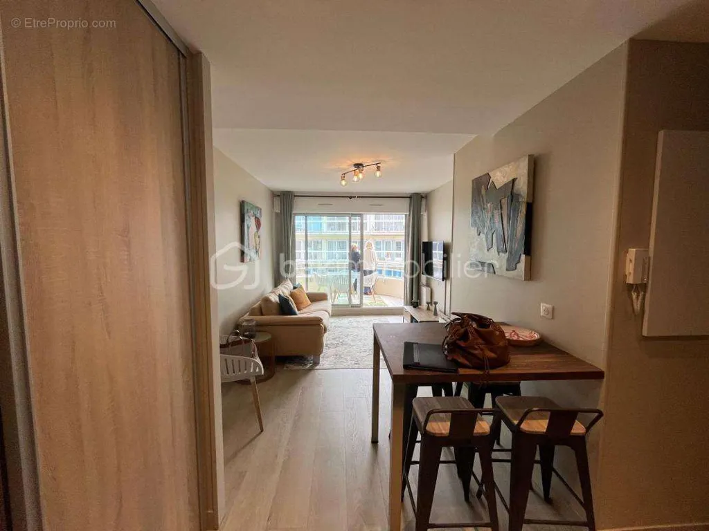 living_room