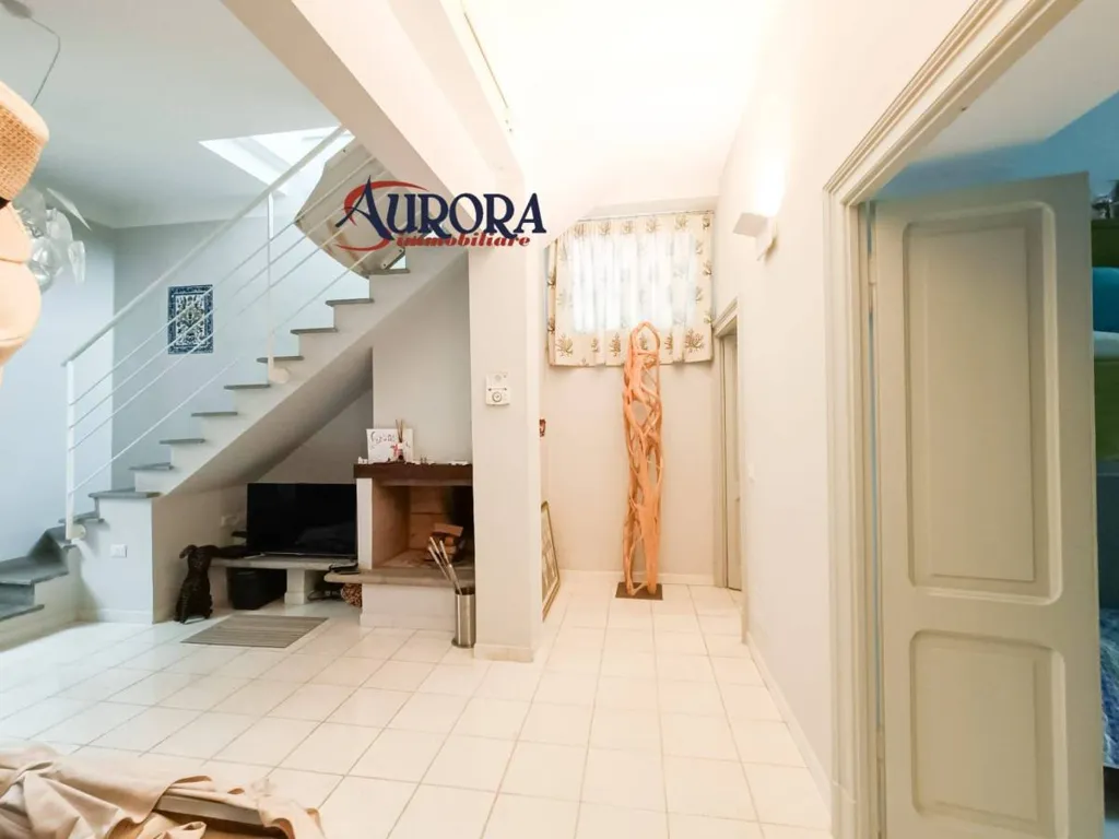 Séjour - Historic Apartment with Terracina View