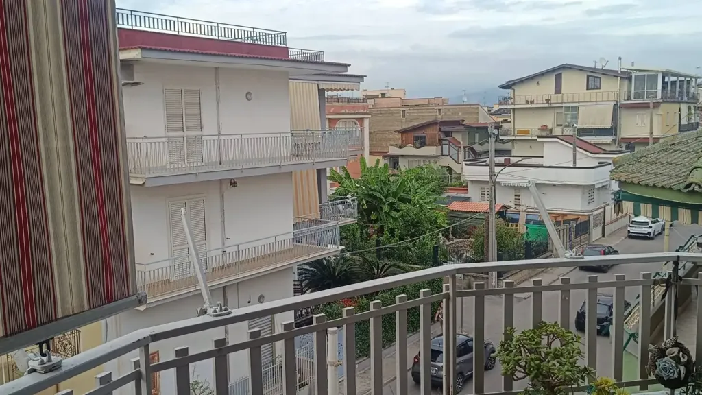 Balcon - Quadrilocale with Balcony in Acerra