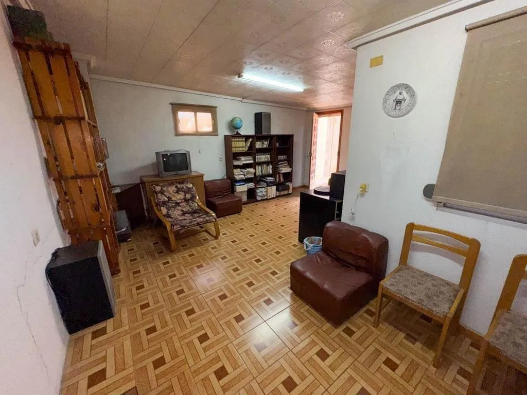 Séjour - Luxury Apartment Complex with Development Potential in Crevillent