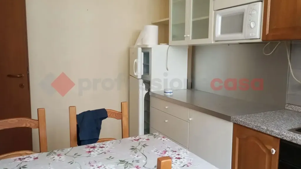 Cucina - Appartamento con balcone a Firenze, Via Reginaldo Giuliani