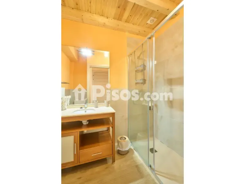Salles de bain - Rustic Chalet with Pool in Santiz