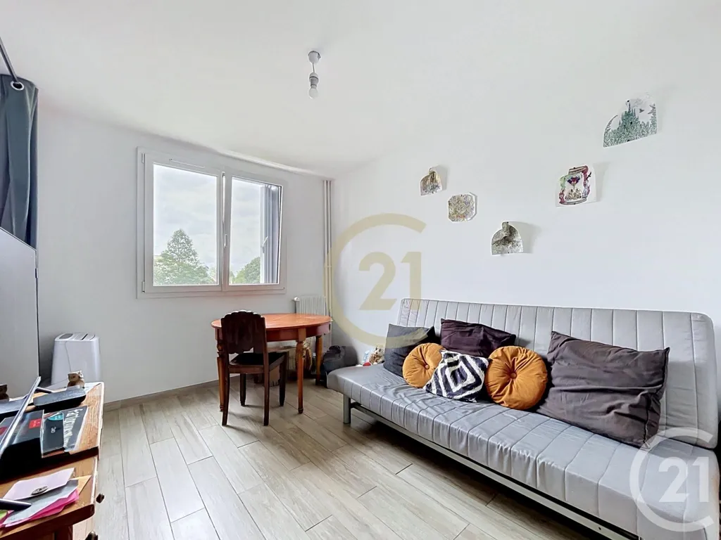 Elutuba - Studio with Parking in Fontenay-le-Fleury Centre