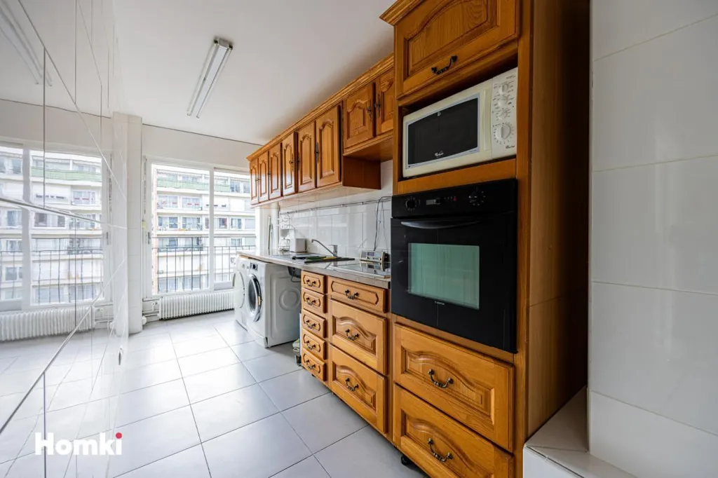 Cuisine - Appartement T2 avec Balcon à Paris 75011