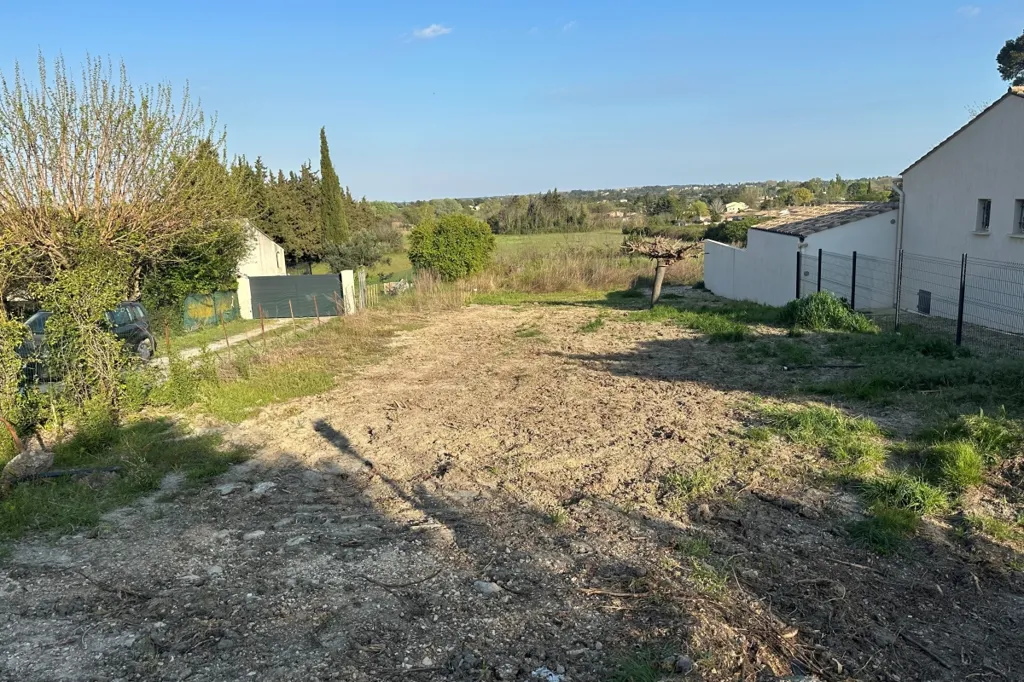 Jardin - Terrain Constructible à Montaren près d'Uzès