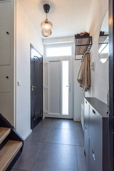 hallway_entrance