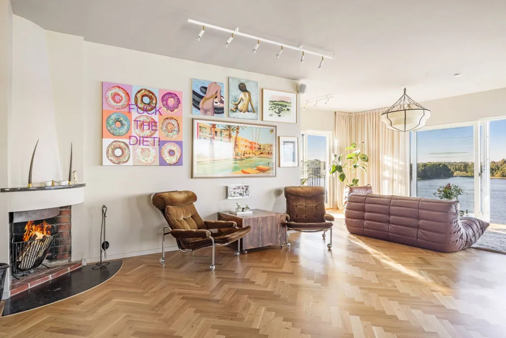 Living Room - Modern Apartment with Mälaren View in Mälarhöjden