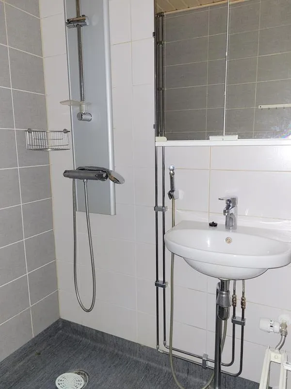 Bagni - One-Bedroom Flat with Balcony in Kypärämäki, Jyväskylä