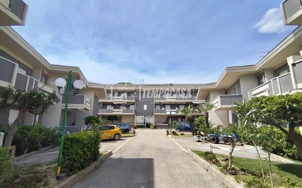 Extérieur - Seafront Bilocale with Terrace in Silvi Marina